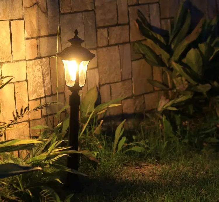European Style Retro Home/Engineering Lawn Light Outdoor Waterproof Garden Road High Pole Light E27 Garden Light