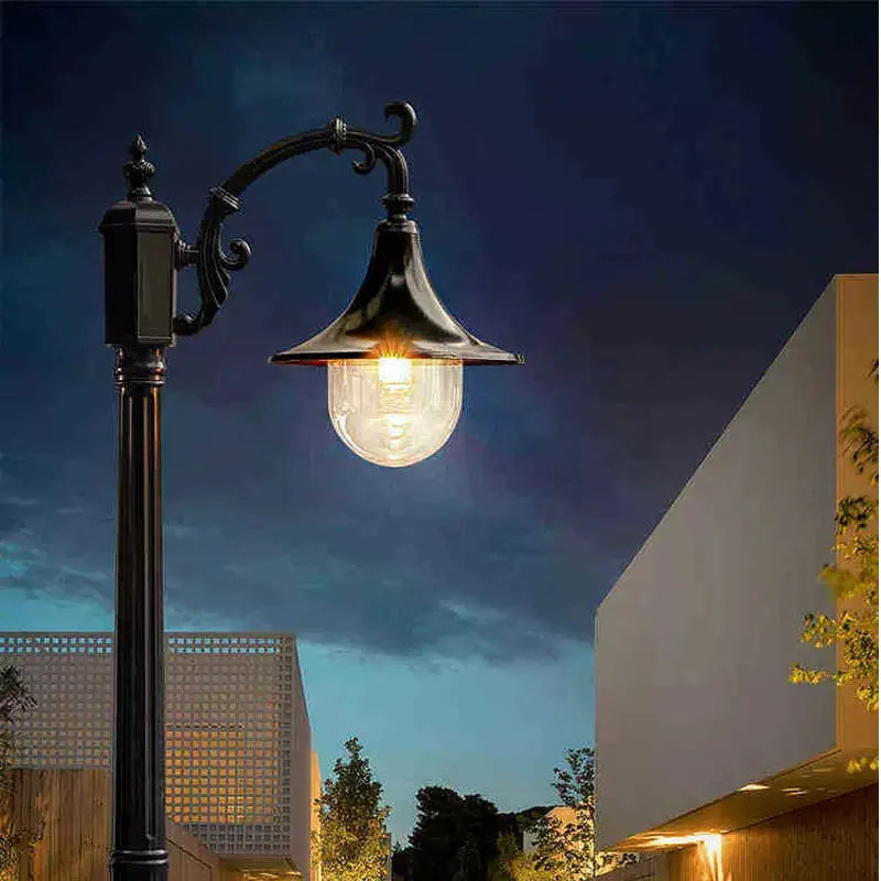 European Outdoor Waterproof Garden Light Villa Courtyard Lawn Lamp Community Park High Pole Street Lamps Landscape Lighting