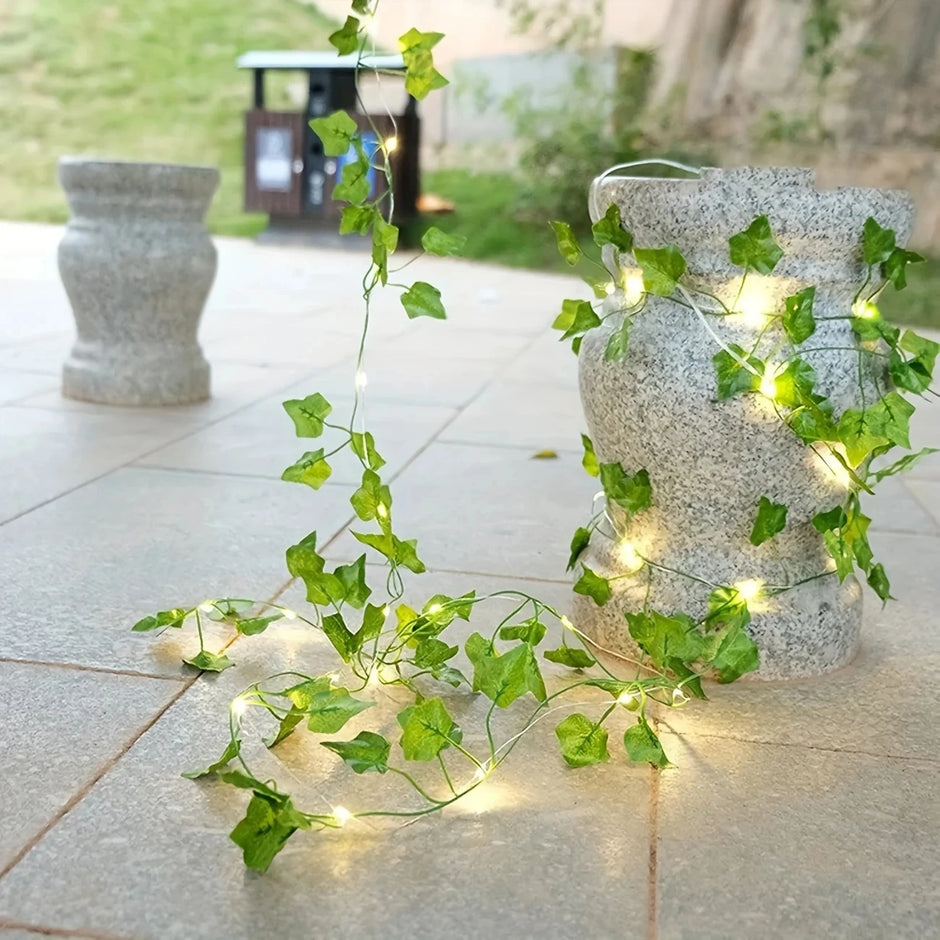 Solar LED Simulated Green Leaf Vine Copper Wire Light Courtyard Balcony Fence Wall Atmosphere Decoration IP44 Outdoor light