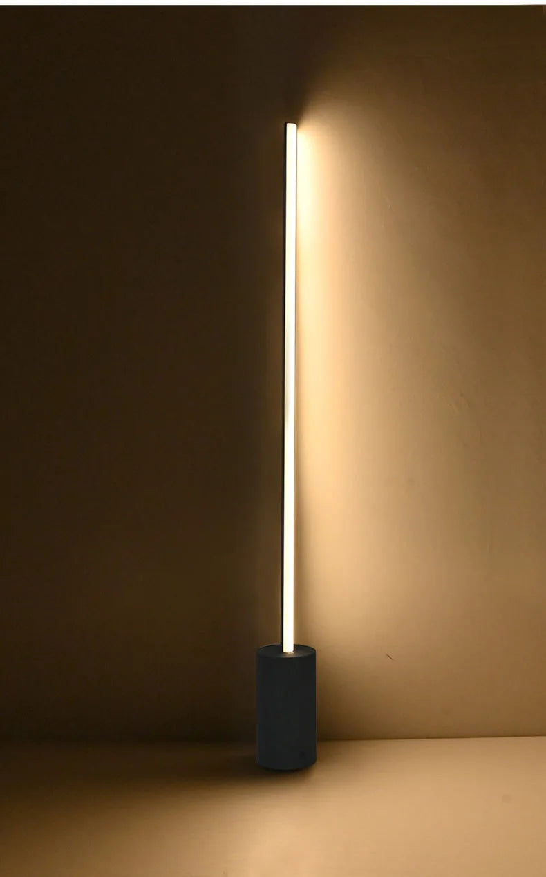 New Arrival Modern Outdoor LED Long Lawn Light Waterproof IP65 110V 220V LED Street Lamp For Villa Garden Park Landscape Adorn
