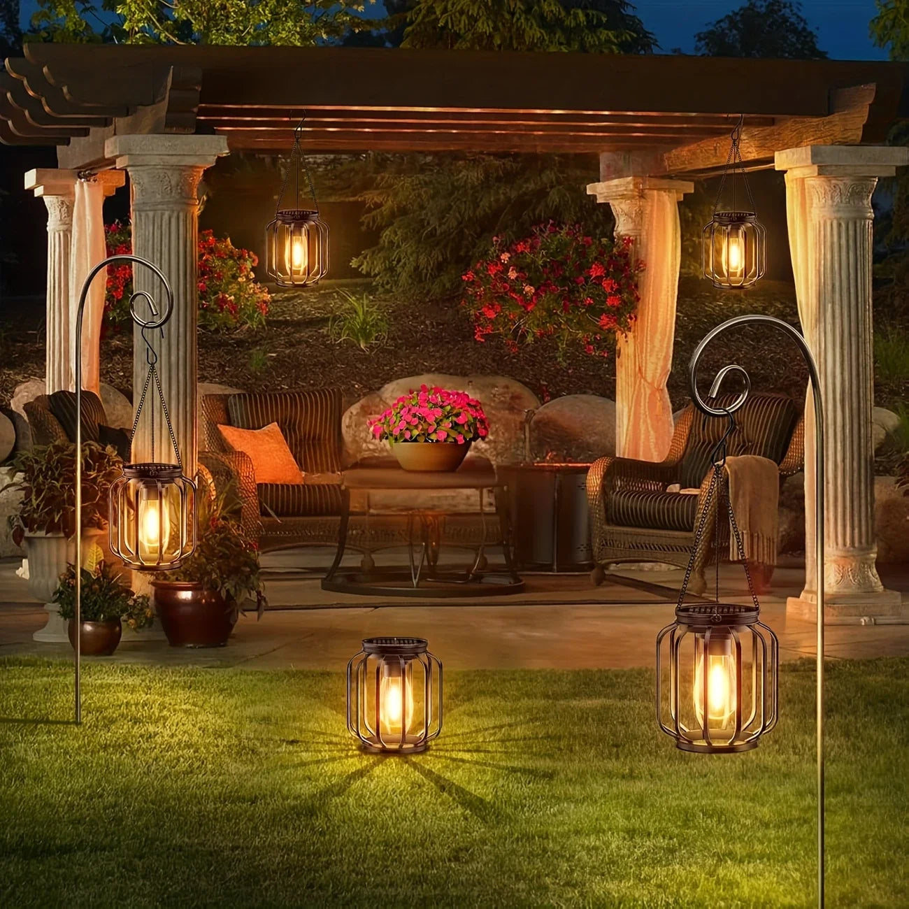 1/2pcs Solar Lantern Outdoor Light, Metal Solar Hanging Light, Brighter Hanging Solar Chandelier, Courtyard Garden Decoratiot