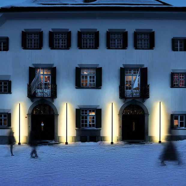 Modern Outdoor LED Long Lawn Light Waterproof IP65 110V 220V LED Street Lamp For Villa Garden Park Landscape Adorn