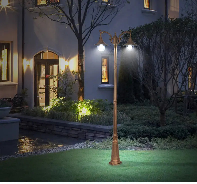 European Outdoor Waterproof Garden Light Villa Courtyard Lawn Lamp Community Park High Pole Street Lamps Landscape Lighting