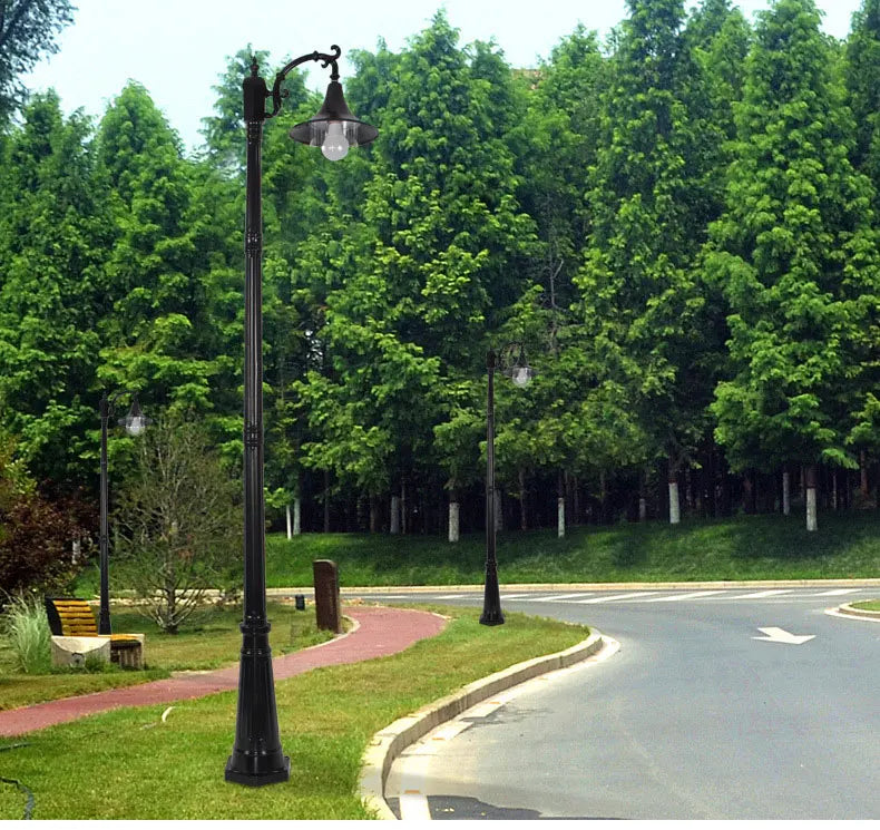 European Outdoor Waterproof Garden Light Villa Courtyard Lawn Lamp Community Park High Pole Street Lamps Landscape Lighting