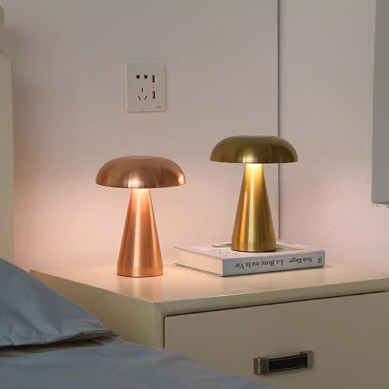 Creative Retro European Bar Table Lamp Rechargeable Dining Table Small Night Lamp